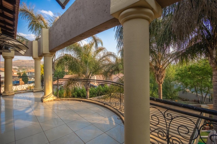 5 Bedroom Property for Sale in Birdwood Estate North West